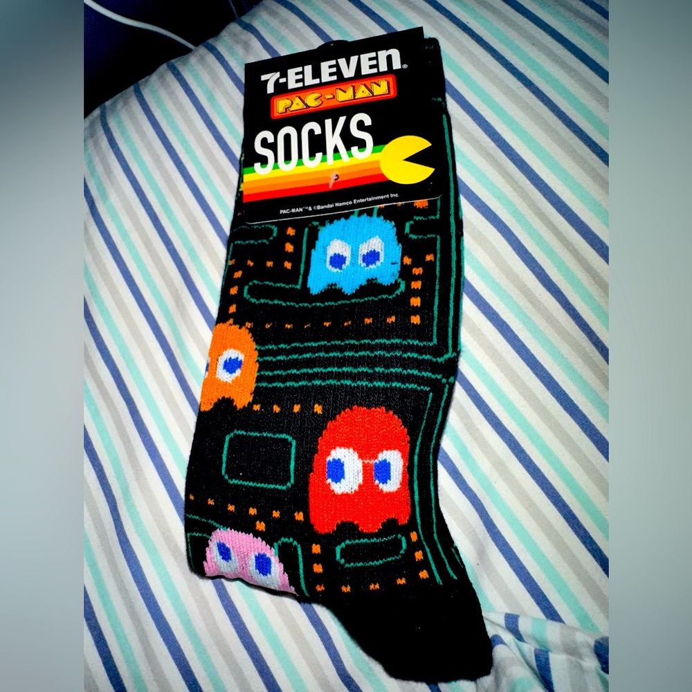 7 eleven Pacman socks